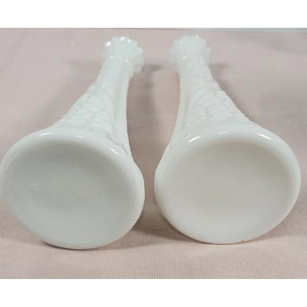 Vintage Anchor Hocking White Milk Glass Star & Bars Bud Vase 9
